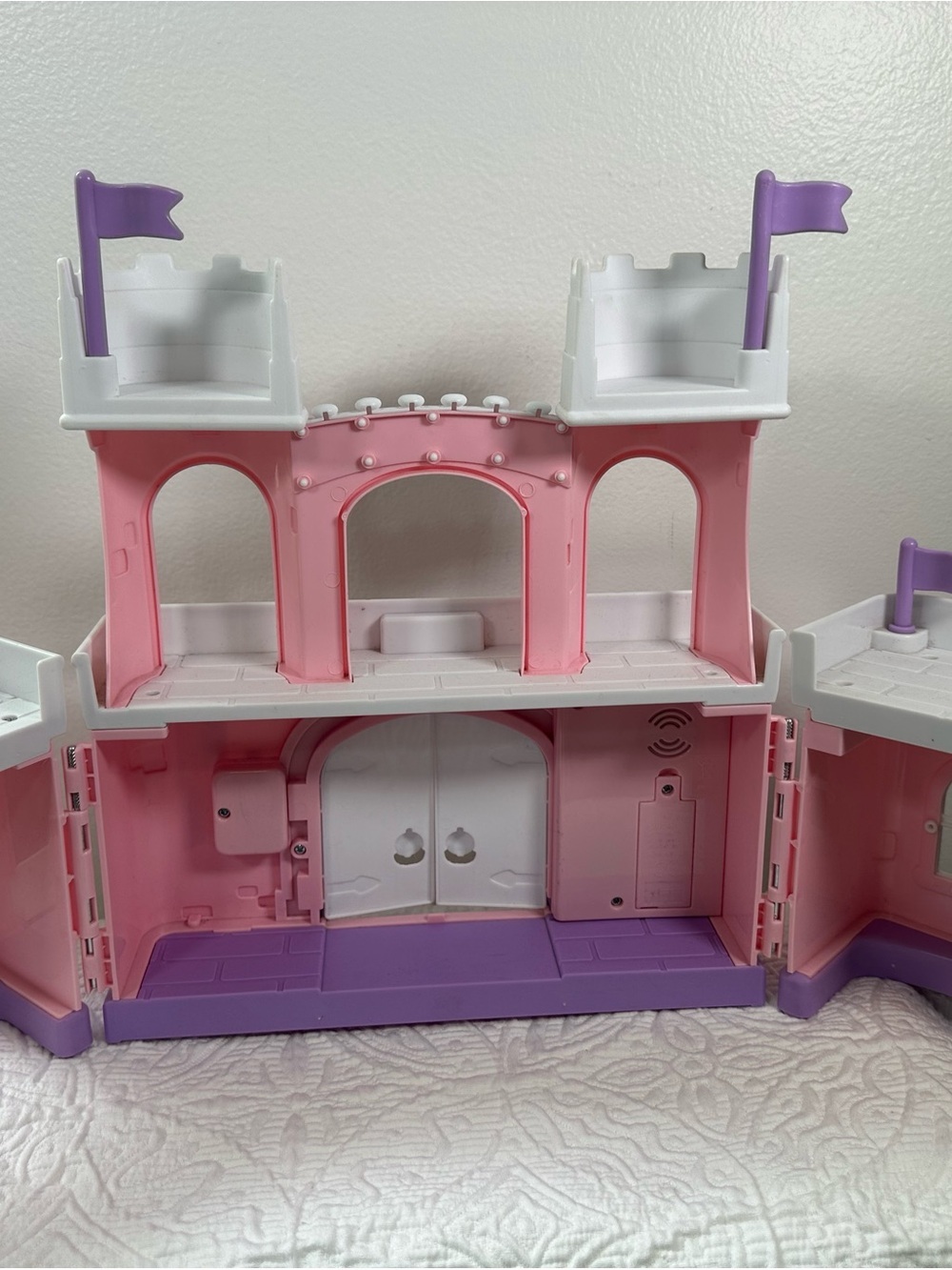 Fisher-Price Little People Princess Castle Playset w Figures & Accessories 13pc - Picture 9 of 15